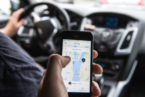 Carro do Futuro, Internet e o Uber